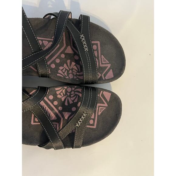 Merrell Keepsake Sandals Black Lilac Size 9 Leather Hiking Outdoors Strappy - Picture 9 of 13